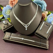 Elegancki Zestaw Biżuterii z Cyrkonią – Naszyjnik, Bransoletka, Kolczyki i Pierścionek