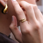 Pierścionek Uścisk (Prawie wyprzedany)